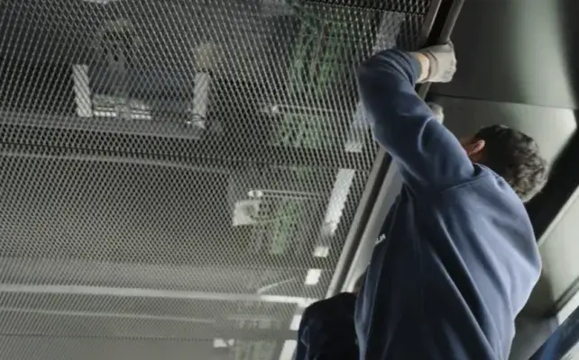 Rete stirata a protezione degli impianti tecnologici